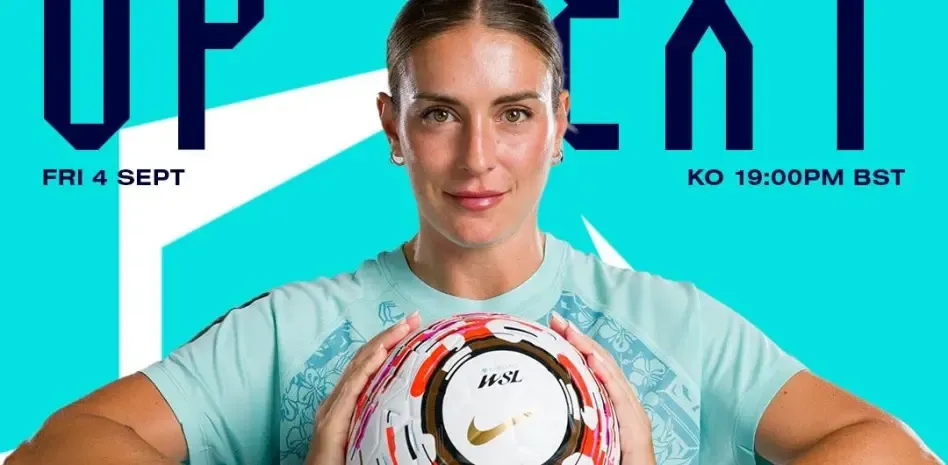 Alexia Putellas surge como grande destaque no cartaz oficial de divulgação da estreia na Women's Super League (WSL), marcando o confronto diante do Manchester United.