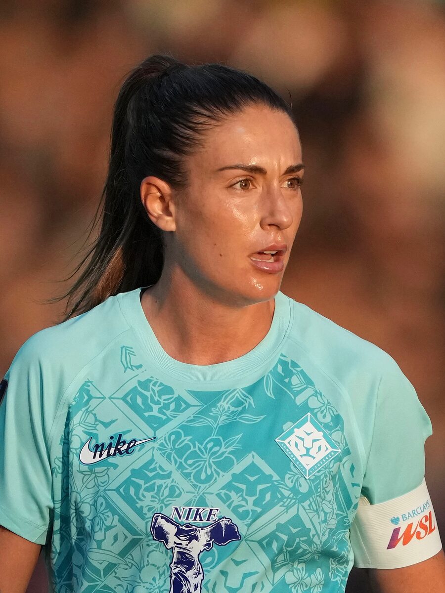 Alexia Putellas, 32, hoje no London City Lionesses. A melhor jogadora do mundo por dois anos seguidos pediu à Federação a medida que virou o debate da semana.