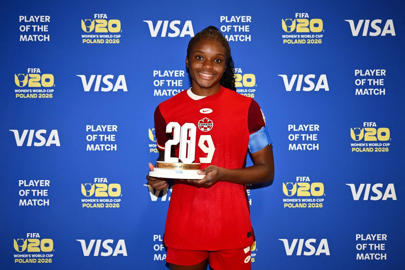 Annabelle Chukwu, do Canadá, foi eleita a craque da partida contra a Tanzânia na Copa do Mundo Feminina Sub-20 de 2026.