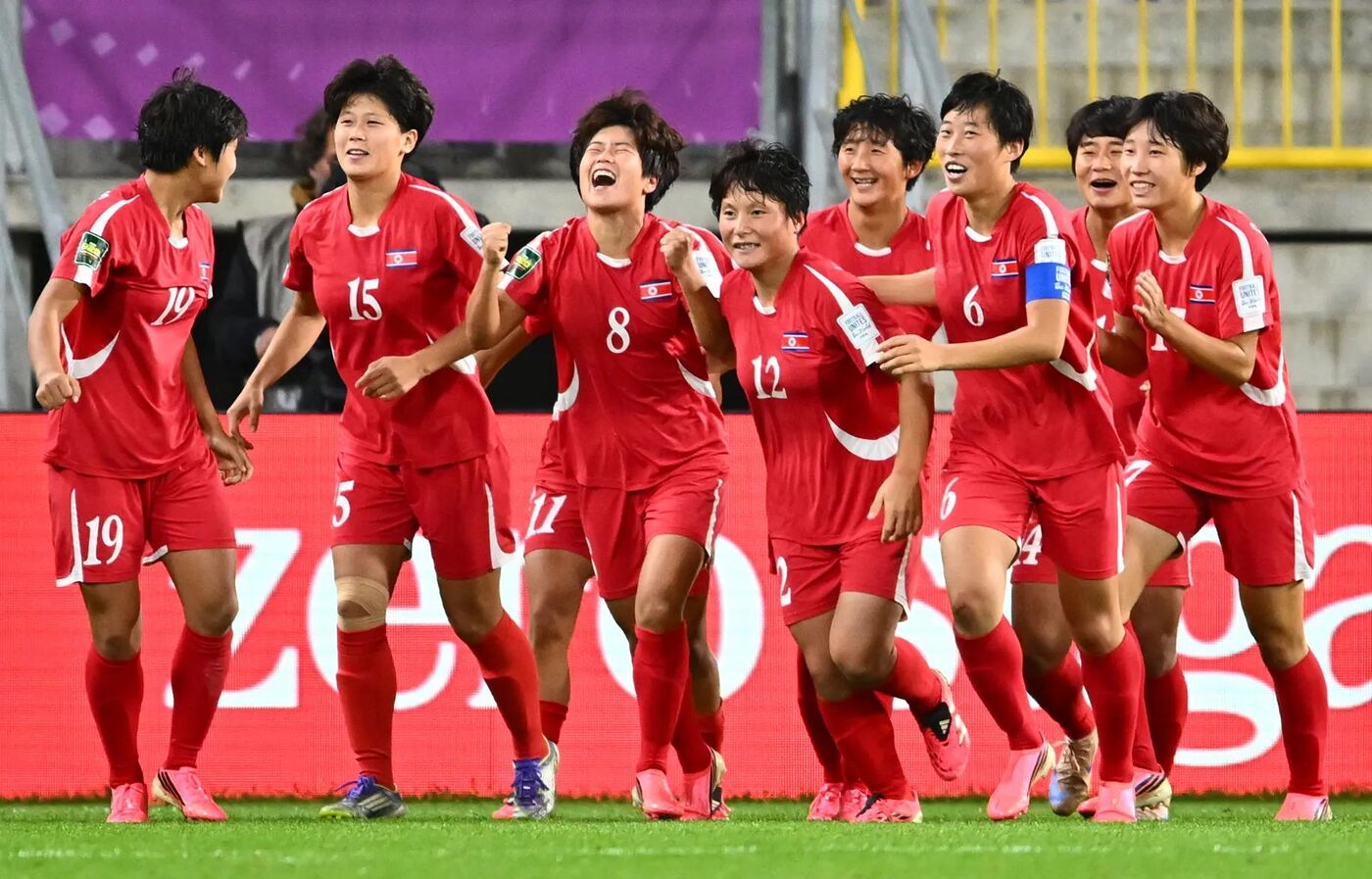Coreia do Norte e Colômbia, na Copa do Mundo Feminina da FIFA.