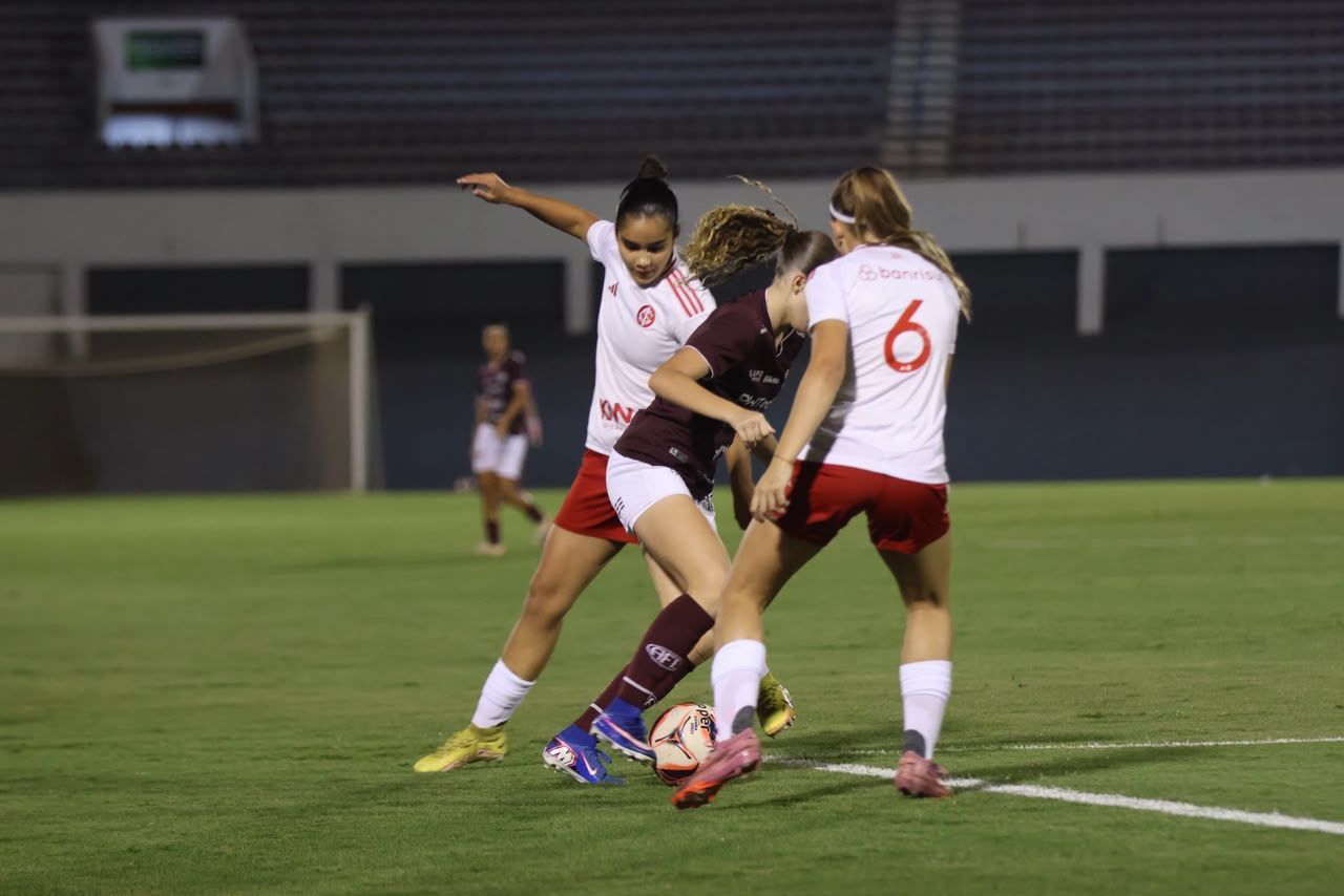 Ferroviária e Internacional empataram por 4 a 4, pelo jogo de ida da final do Brasileirão Feminino Sub-17