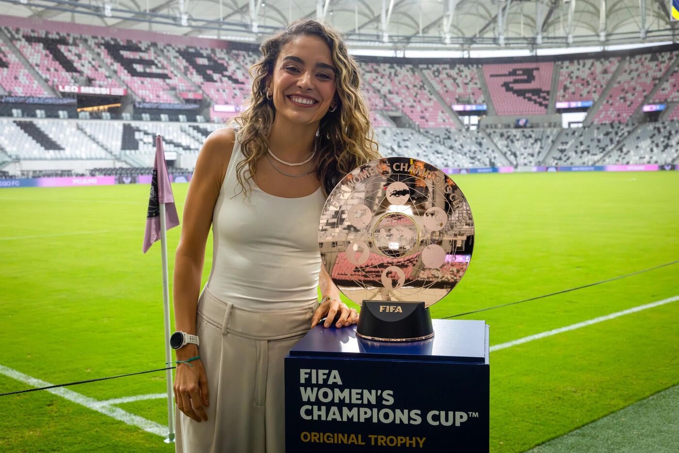 Echeverri: eu teria adorado jogar na Copa das Campeãs Femininas