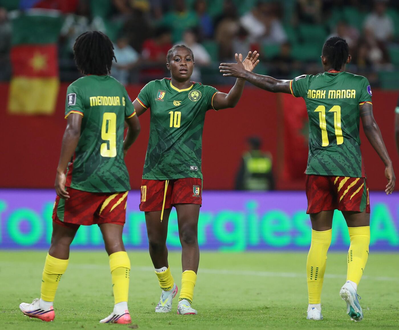 Naomi Leslie Ndjoah Eto, dos Camarões, na final da Copa Africana de Nações Feminina de 2026 entre Camarões e Malawi, em Rabat, no Marrocos, em 16 de agosto de 2026.