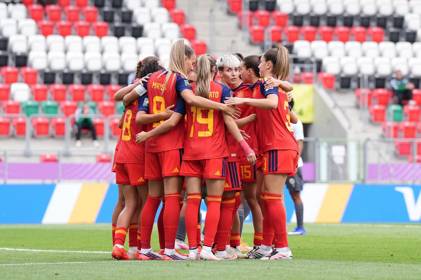 Espanha está à altura das expectativas na Polônia