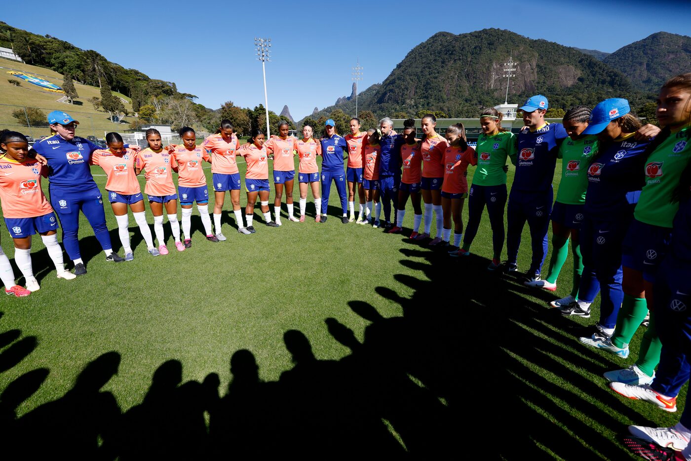 Seleção Sub-15 treina na Granja Comary, em junho, para Liga Evolução da Conmebol, em setembro