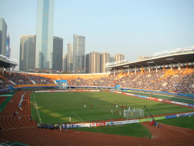 O estádio Tianhe, em Guangzhou, na China