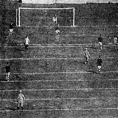 O Dick, Kerr Ladies em campo em Washington, 1922